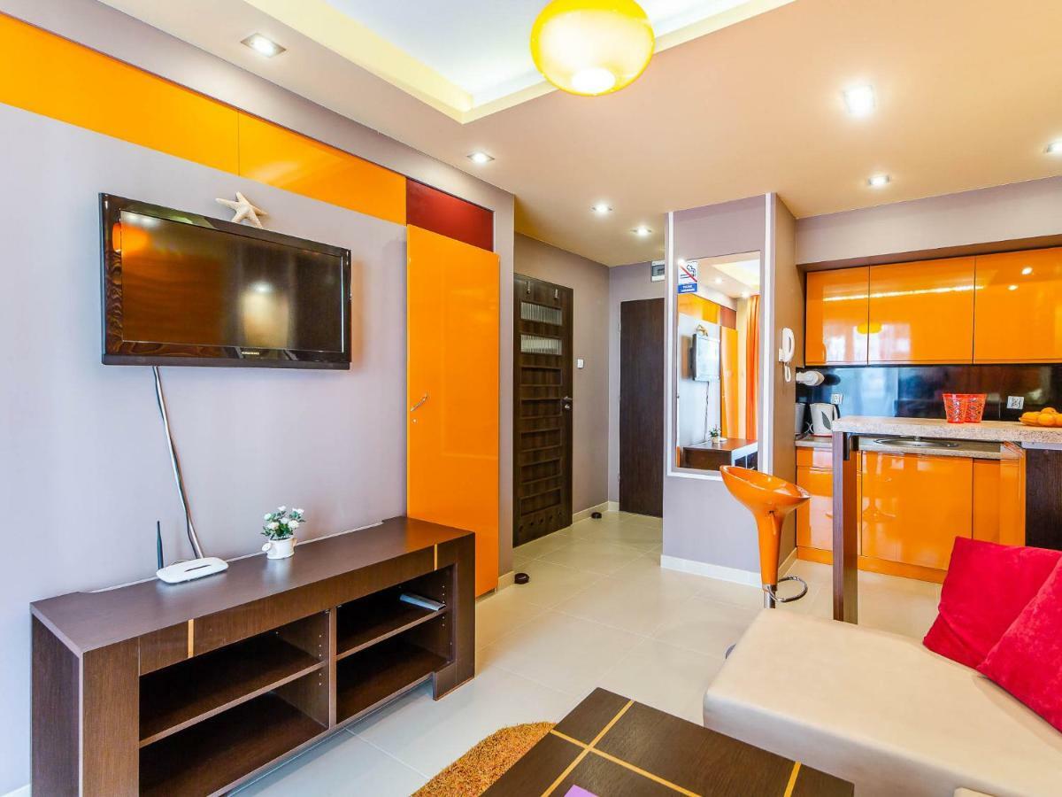 Apartament Pomaranczowy Z Basenem,Sauna-Blisko Morza. Kołobrzeg Exteriör bild