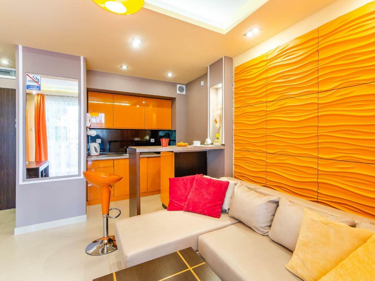 Apartament Pomaranczowy Z Basenem,Sauna-Blisko Morza. Kołobrzeg Exteriör bild